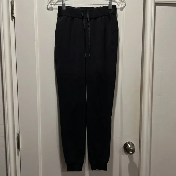 Lululemon On The Fly Jogger Black Size 2 - Picture 9 of 11